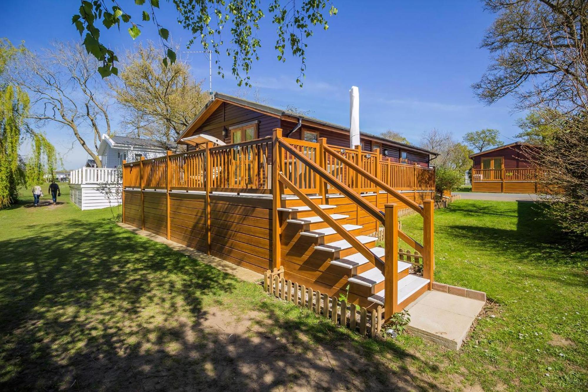 Stunning Lodge With Free Wifi For Hire At Carlton Meres In Suffolk Ref 60013M Saxmundham Exterior foto